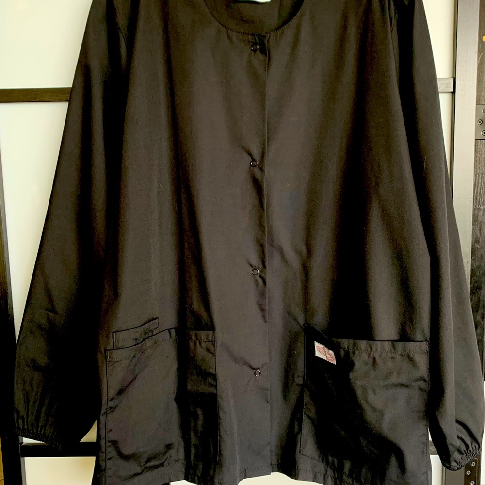 Scrubzone snap front round neck jacket